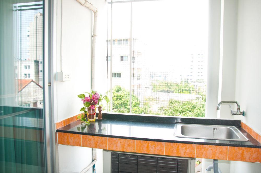 Golden House @ On-Nut Station Motel Bangkok Dış mekan fotoğraf